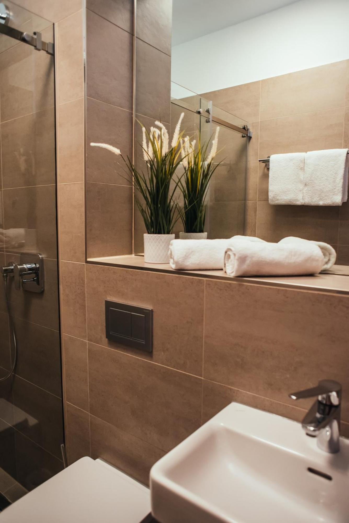 The Rix Studios & Suites Berlino Esterno foto